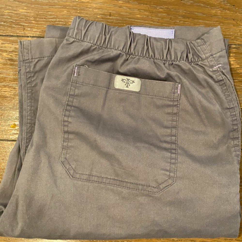 Med Couture Scrub Pants